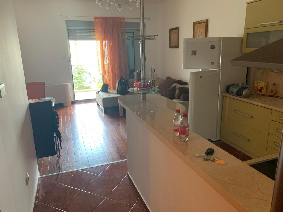 Apartment With Swimmingpool, Seaview And Large Terrace, 1St Floor, Min 2 Persons ドブロタ エクステリア 写真