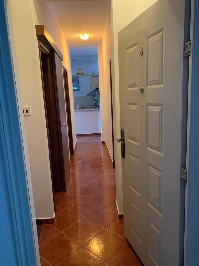 Apartment With Swimmingpool, Seaview And Large Terrace, 1St Floor, Min 2 Persons ドブロタ エクステリア 写真